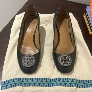Tory Burch black leather heels size 7 with silver rhinestone